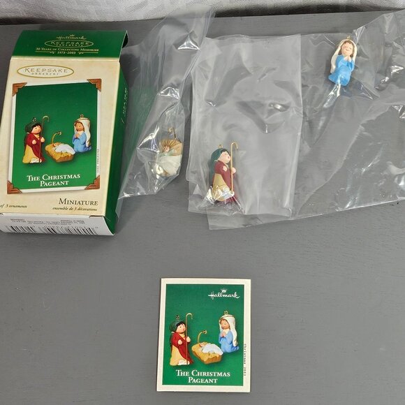 Vintage Hallmark Keepsake Ornament Miniature The Christmas Pageant Watchful Shep - Picture 2 of 8